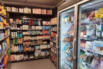 De toepassing van het elektronische prijskaartje van YalaTech in de detailhandel